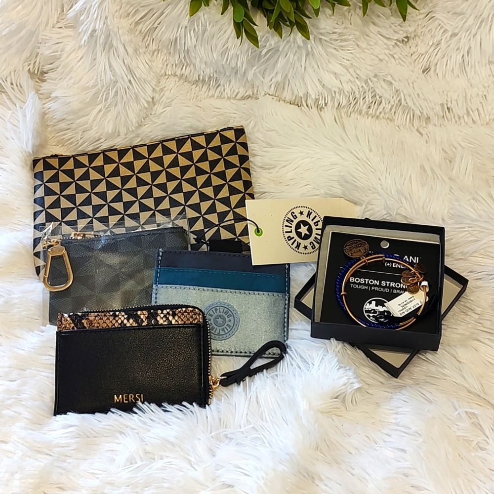 NWT Mini Card Cases and Alex and Ani Bracelet gift bundle